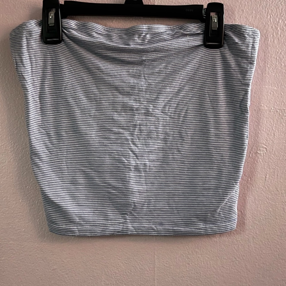 American Eagle• Top